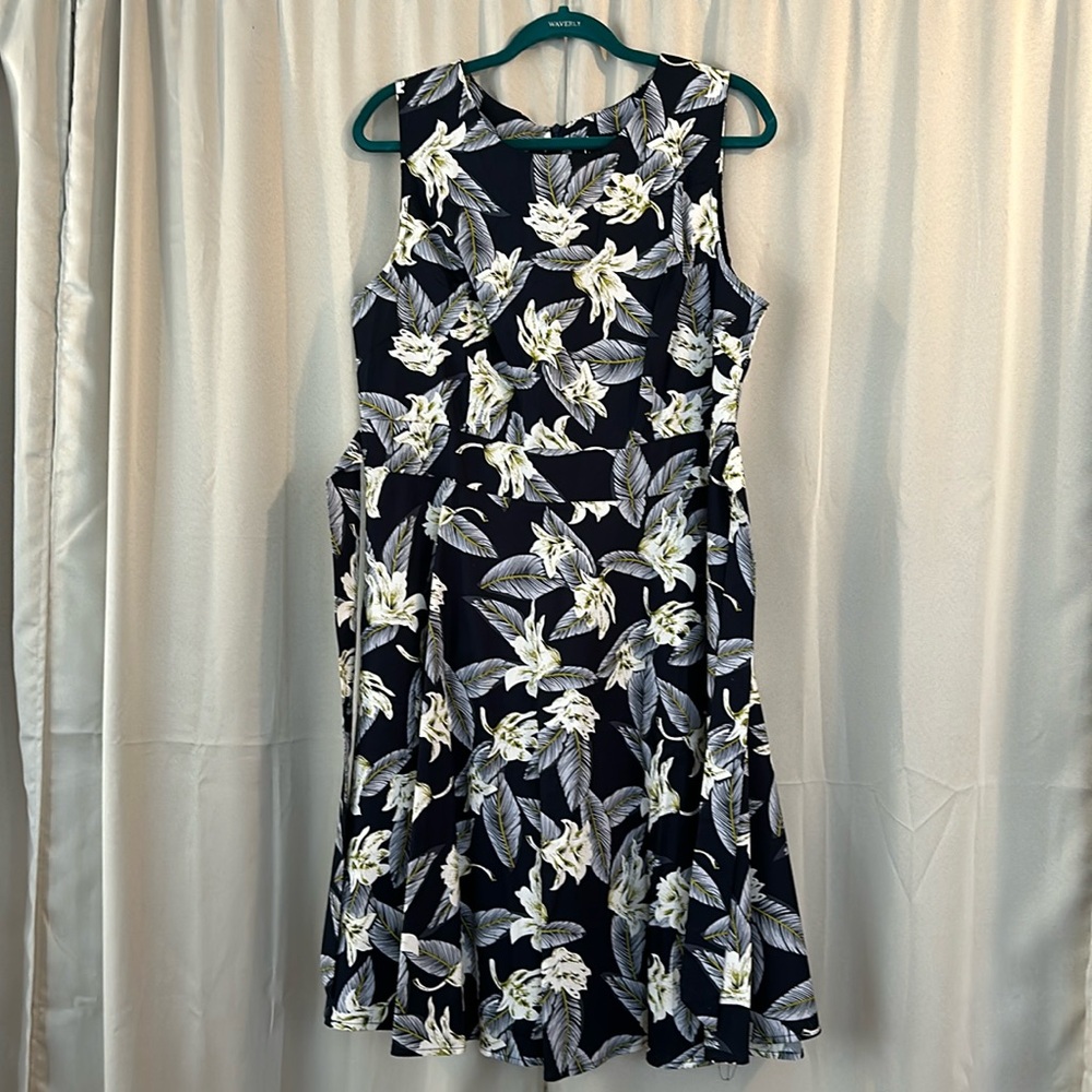 iHot Amazon dress